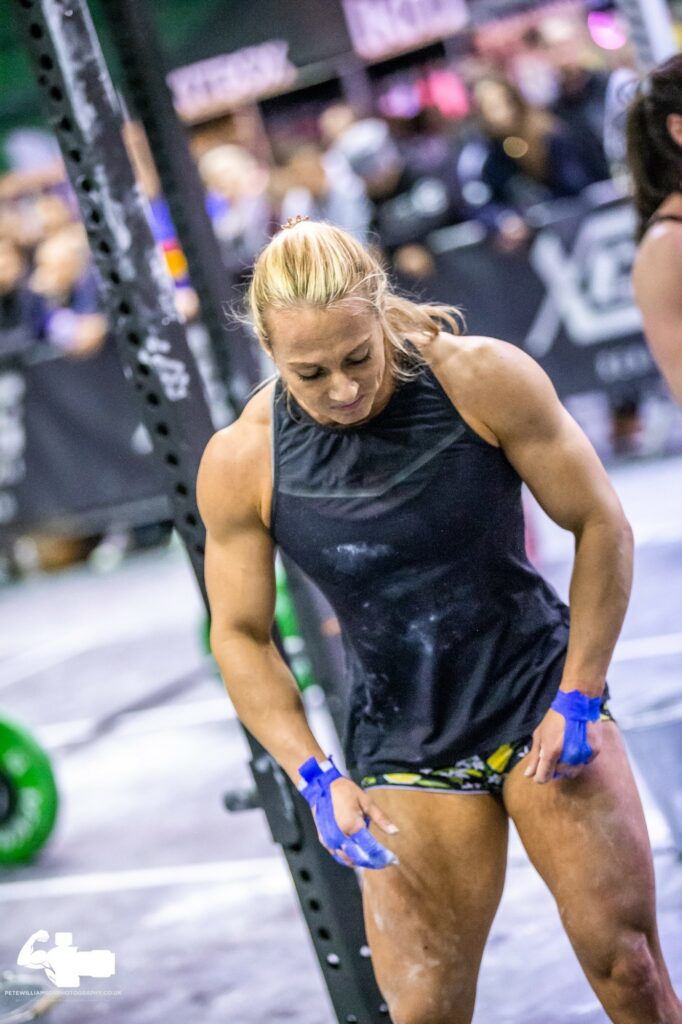 image of the british onlyfans model Muscle Girl 23....top 0.68% with username @musclegirl31