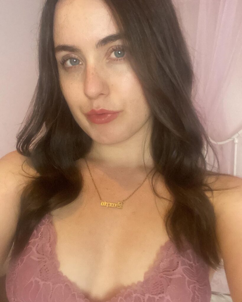 image of the british onlyfans model Lola Rae with username @lolaraexxx