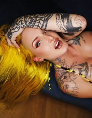 image of the british onlyfans model AlexxaVice with username @alexxavice