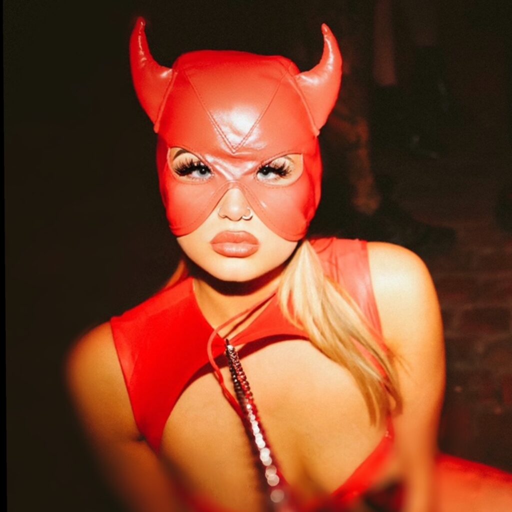 image of the british onlyfans model Abbs Rhii with username @abbsrhiiworld