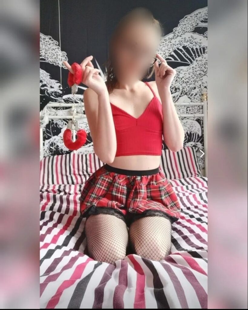 image of the british onlyfans model ℙ  ℙ with username @pennyparker96