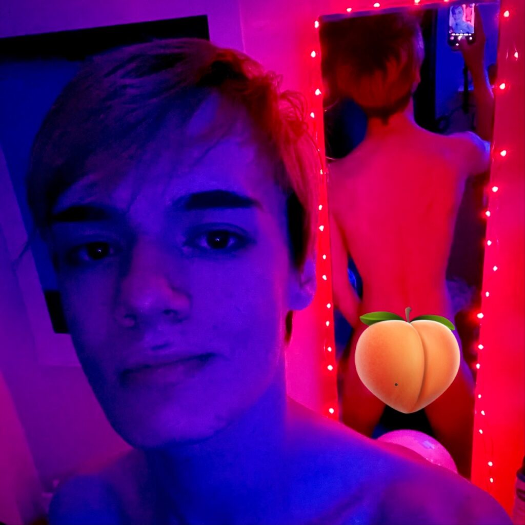 image of the british onlyfans model AJ Baxter with username @ajbaxtertwink