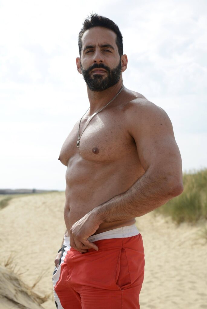 image of the british onlyfans model Massimo Arad gay muscle videos with username @aradmassimoxxx