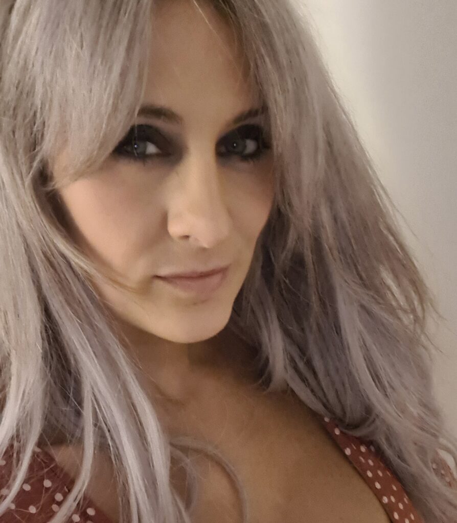 image of the british onlyfans model English Rosie with username @rosie_vip