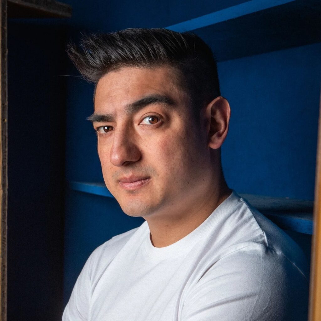 image of the british onlyfans model Javier Jarquin with username @javierjarquincomedian