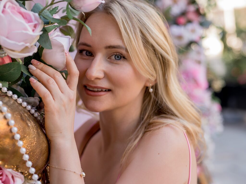 image of the british onlyfans model Luna with username @lunalunalunaluna