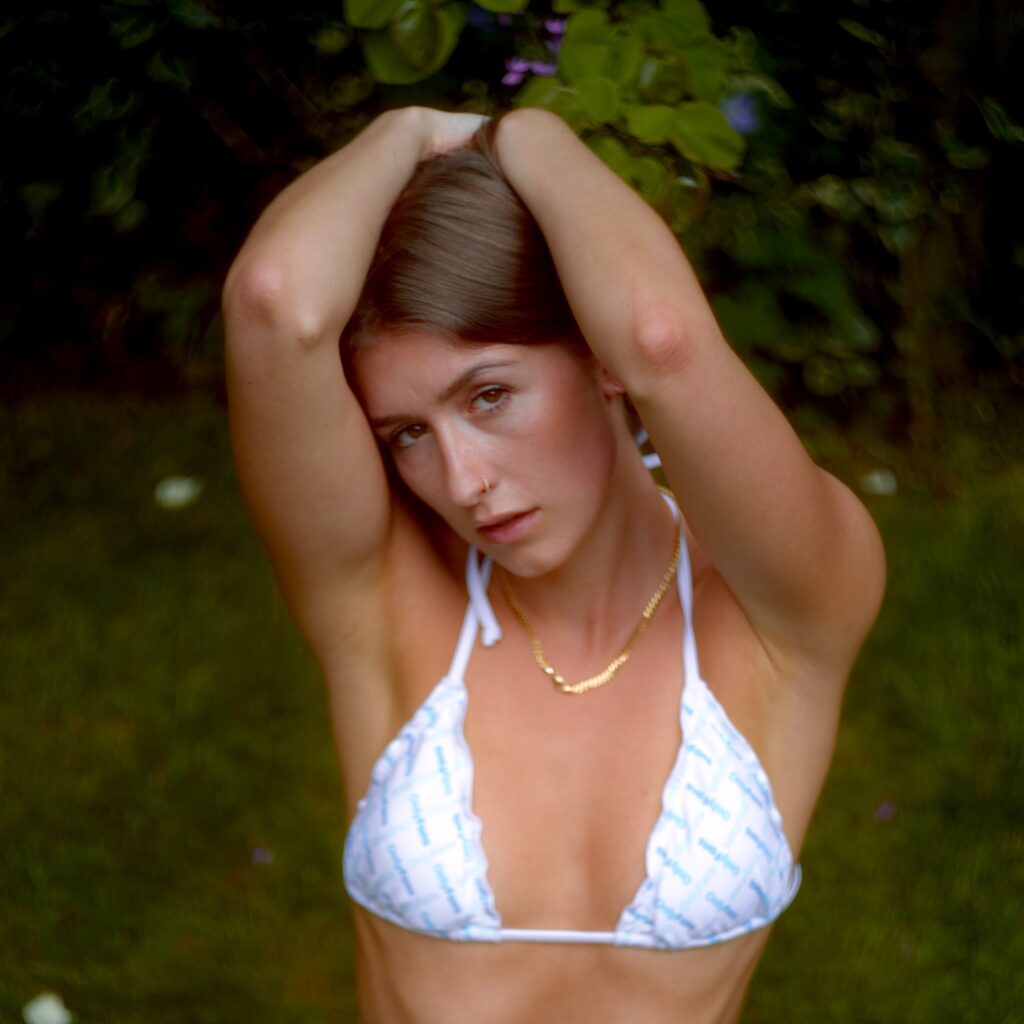 image of the british onlyfans model ZOE RHODE with username @zoerhode