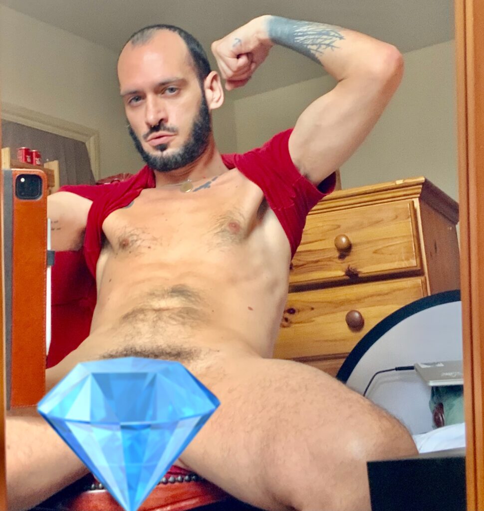 image of the british onlyfans model Omar Pozzi with username @omarpozzi