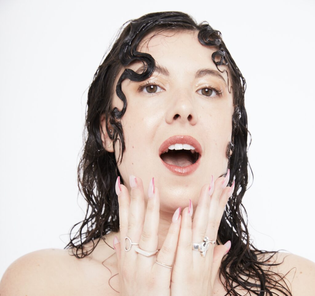 image of the british onlyfans model ♡ Florence Curious ♡ with username @florencecurious