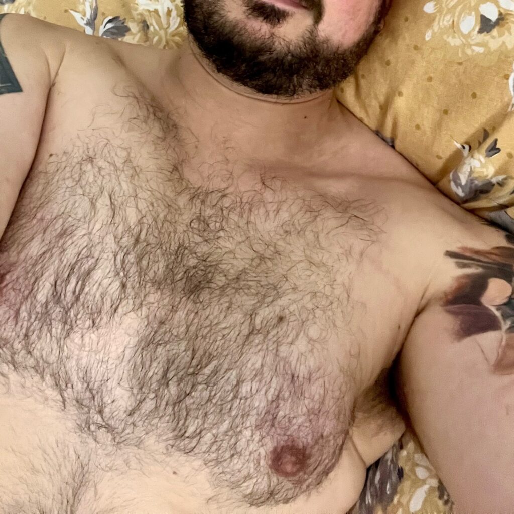 image of the british onlyfans model ChunkyBearUK with username @chunkybearuk