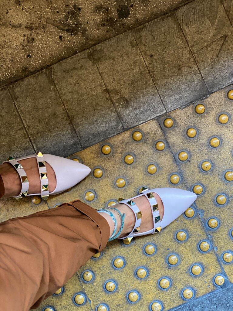 image of the british onlyfans model Sienna‘s feet ♡︎ with username @prefermyfeet