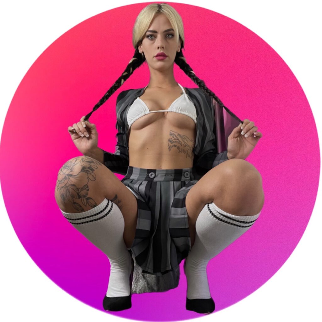 image of the british onlyfans model @hannahpeachey21 with username @hannahpeachey21