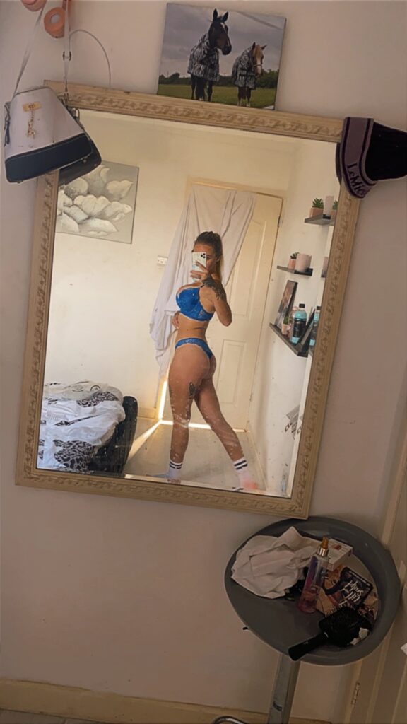 image of the british onlyfans model Rebekah with username @rebekahcaldwellxx