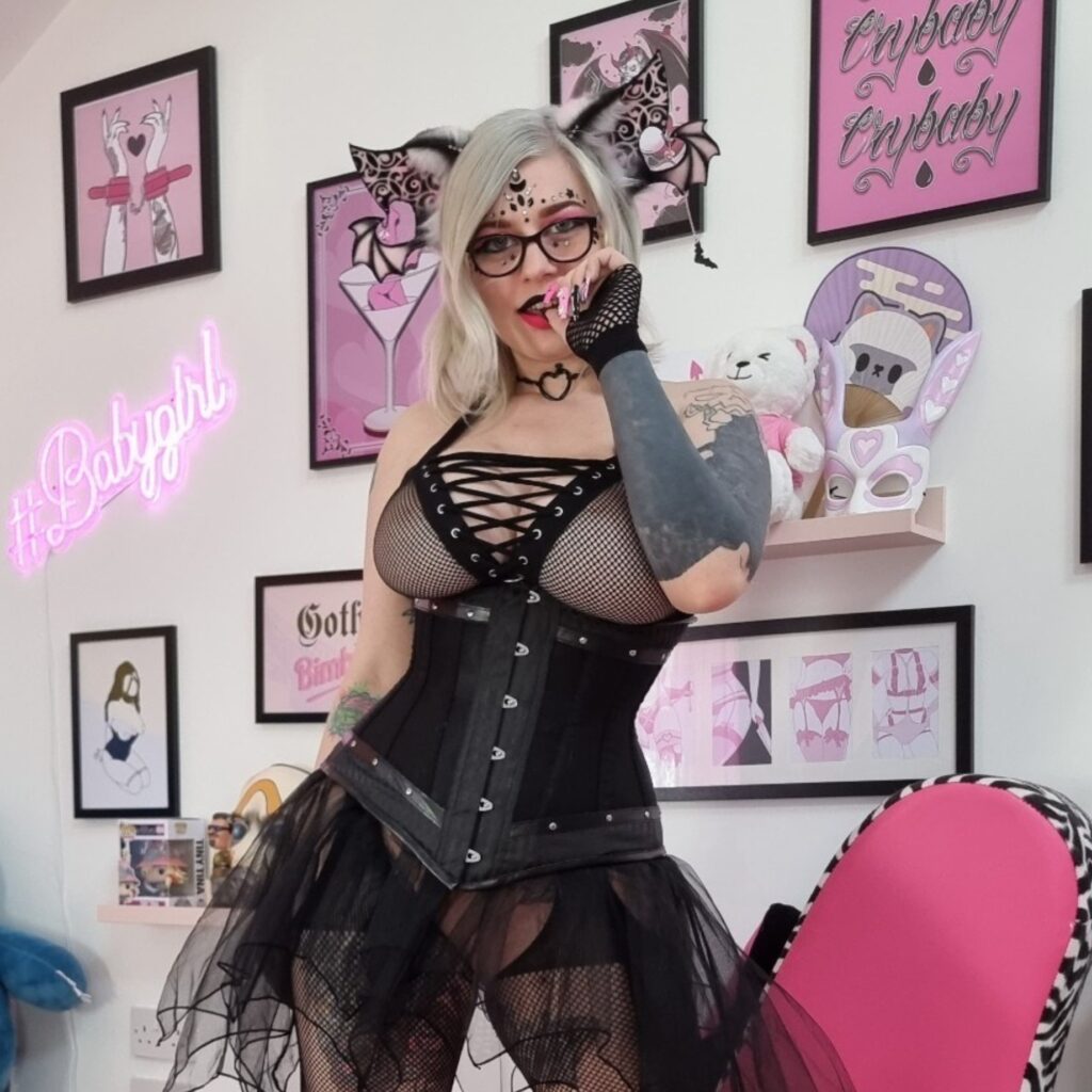 image of the british onlyfans model Puppy with username @puppydoesdragons