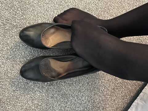 Hot Hostie - British OnlyFans